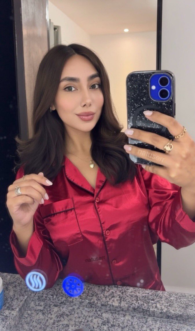 Nat 🦋 tweet media