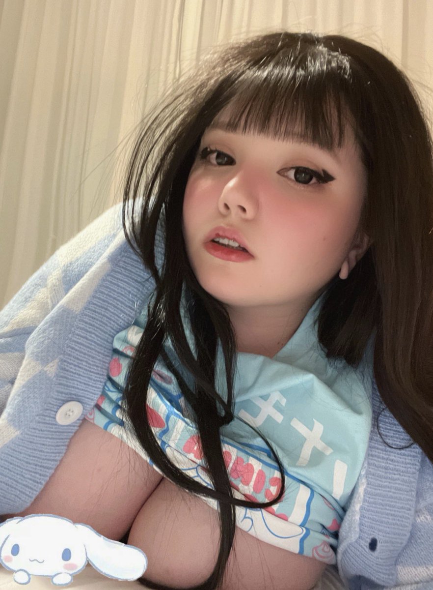 gothicc101's tweet photo. Bored 🥱 https://t.co/UL0FWlJfTa