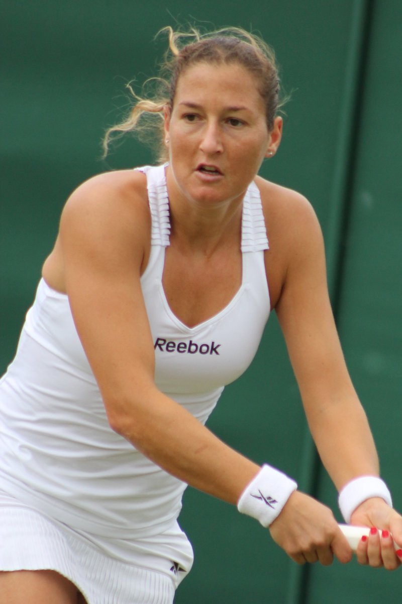 מחשבה שהייתה לי בעקבות כל דיוני הספורטאי/ת הישראלי/ת הגדול אי פעם.
שם אחד בולט שנעדר מהדיון הוא של שחר פאר.
שחר שהייתה במשך שנים בטופ 20 בענף פופולרי כל כך כמו טניס, עם שני רבעי גראנד סלאם, הישג שיא לפדרציה, ובתקופה שבה טניס הנשים היה עמוס בכוכבות.