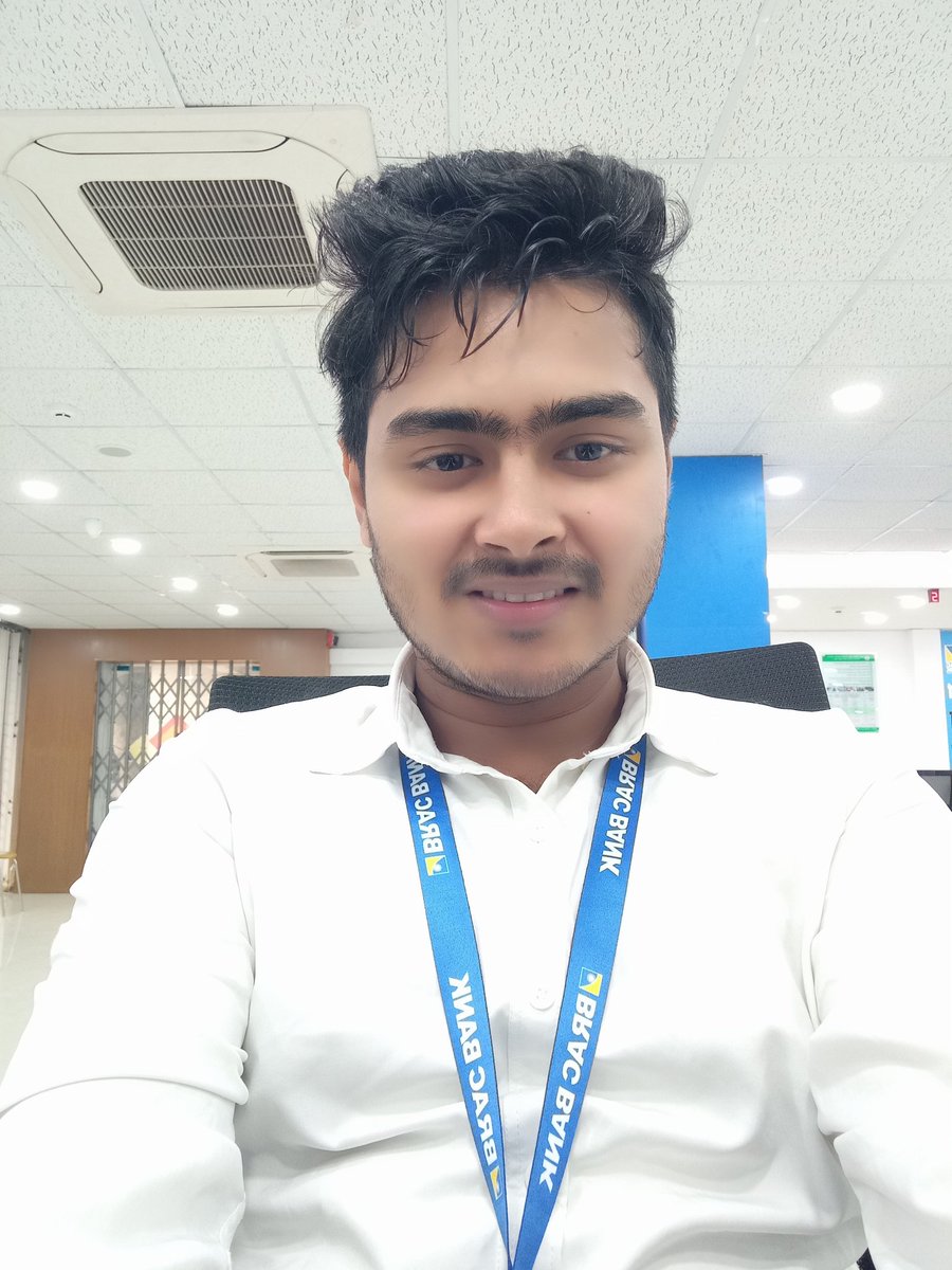 ovim3731's tweet photo. শান্ত চেহারা, দৃঢ় লক্ষ্য।
নিজের কাজে বিশ্বাসী।
নীরব পরিশ্রম, স্পষ্ট ভবিষ্যৎ।
দায়িত্বই পরিচয়। https://t.co/GLlUwoORpH