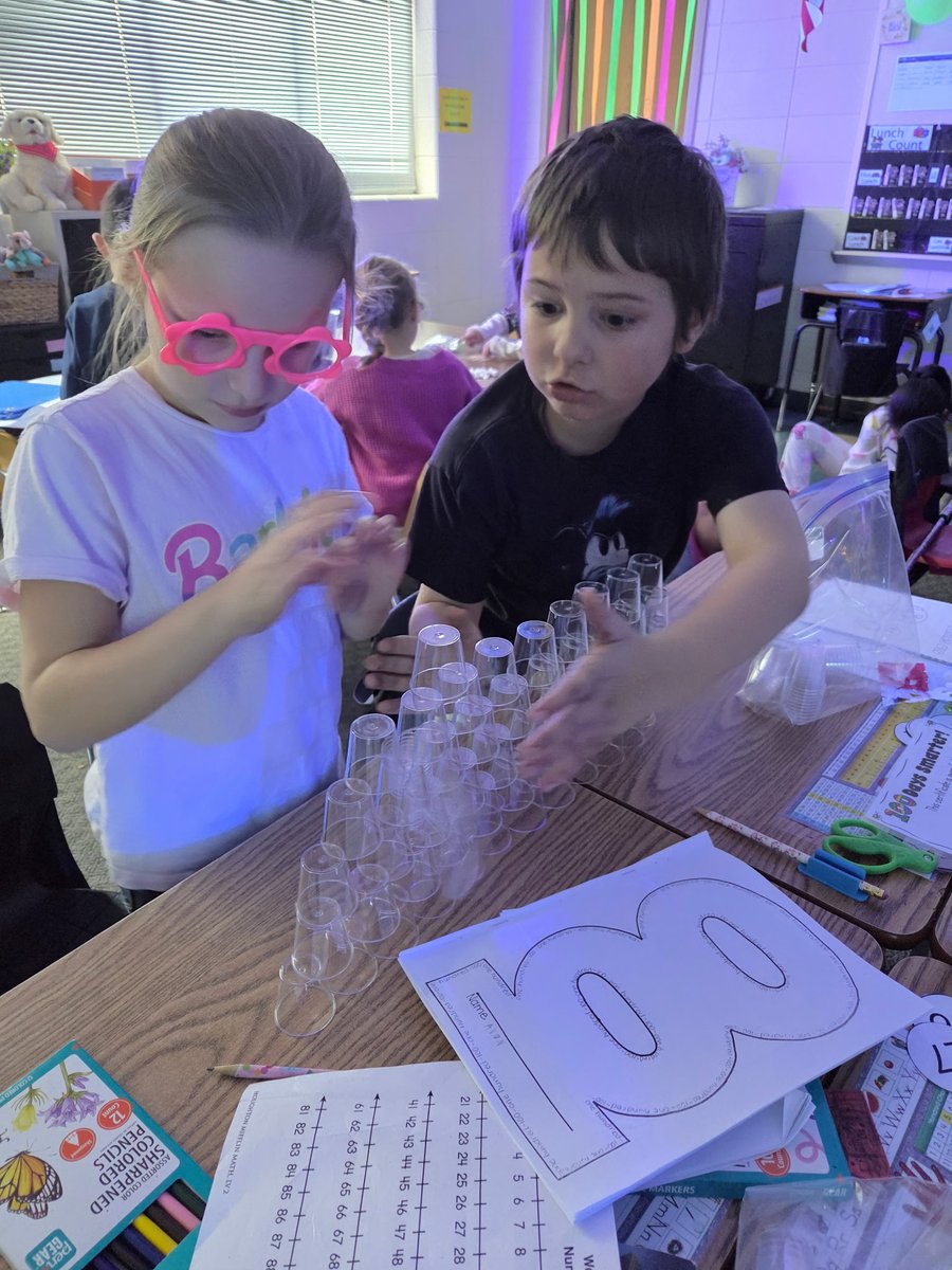 Clark Elementary 2nd graders in Mrs. Boehmer’s class celebrated the 100th day of school last week! They had a glow party and took on STEM challenges. It was a fun day of learning! 🎉
