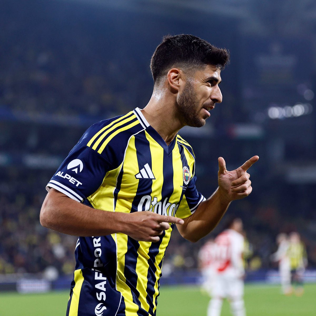 Recker1907's tweet photo. Dünyanın en iyi futbolcusu MARCO ASENSİO https://t.co/dtYwUhieBc
