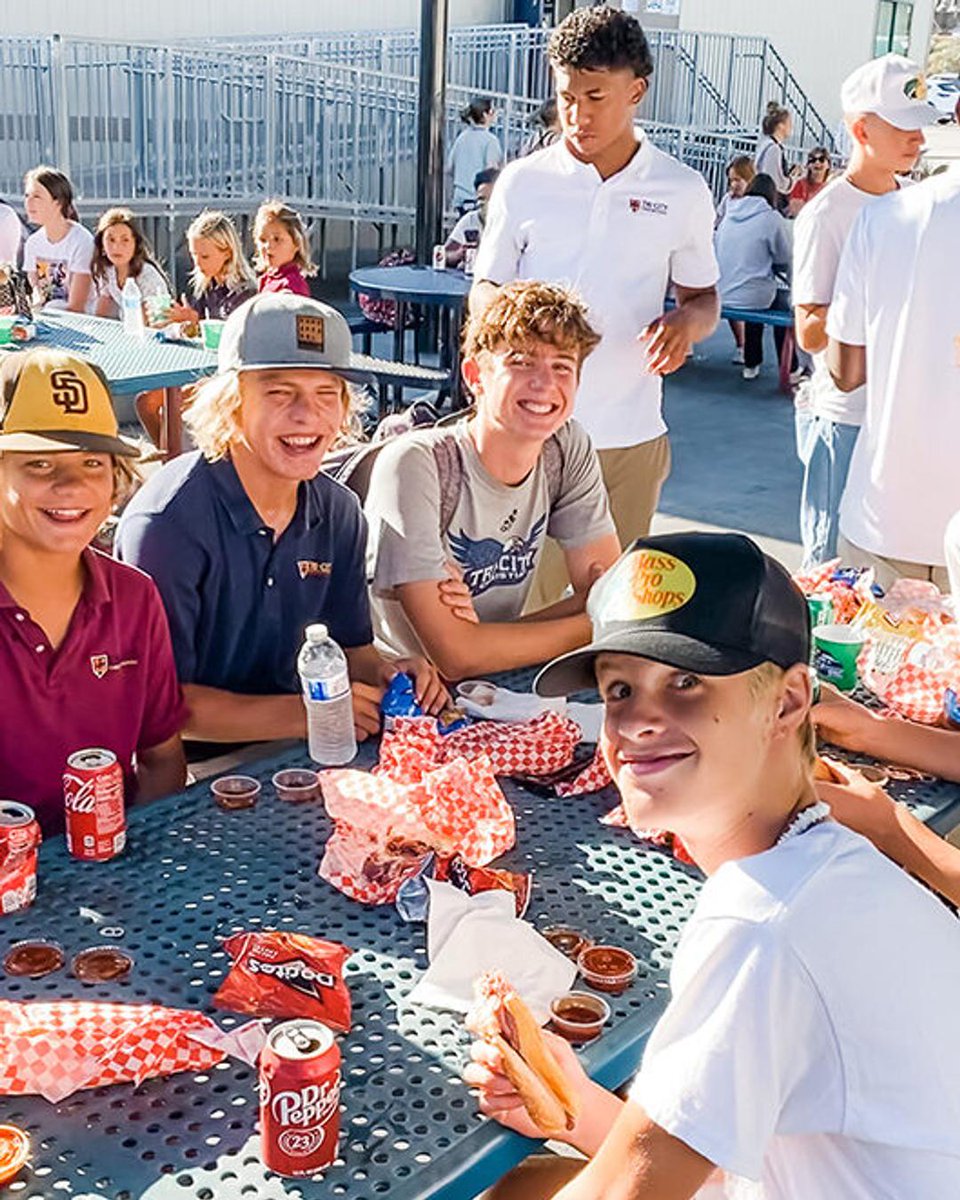 Class Intercom tweet media