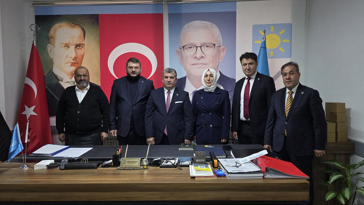 Bahçelievler Yeniden Refah Partisi İlçe Başkanı Sayın Erol KUŞ ve değerli Yönetimini ilçemizde ağırladık. Nazik ziyaretleri ve verimli görüşme için teşekkür eder, çalışmalarında başarılar dileriz. <a href="/MDervisogluTR/">Müsavat Dervişoğlu</a>
<a href="/mbcakiroglu/">Mehmet Burak ÇAKIROĞLU</a> <a href="/Yucel_Coskun/">Yücel Coşkun</a> <a href="/mesutdursunn/">mesutdursun</a> <a href="/iyiparti_34/">İYİ Parti İstanbul</a>