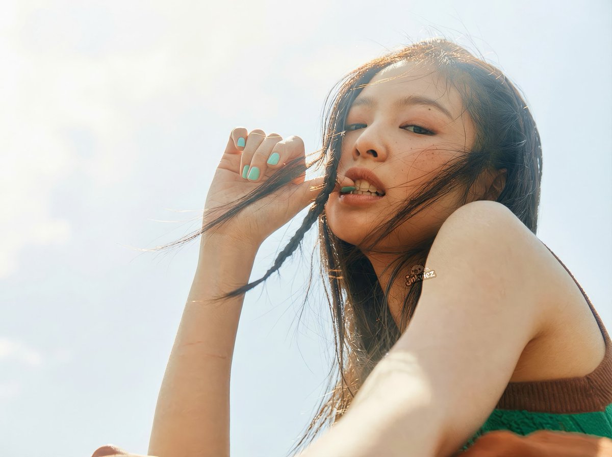 jnkviez's tweet photo. #JENNIE #J2NNI5 
J2NNI5 - photo exhibition in HD

give cr if u use https://t.co/K6FcXZzZDZ
