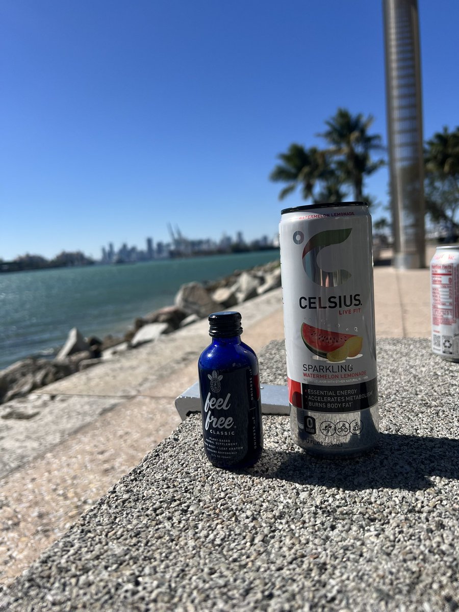 MrUnderrated tweet media