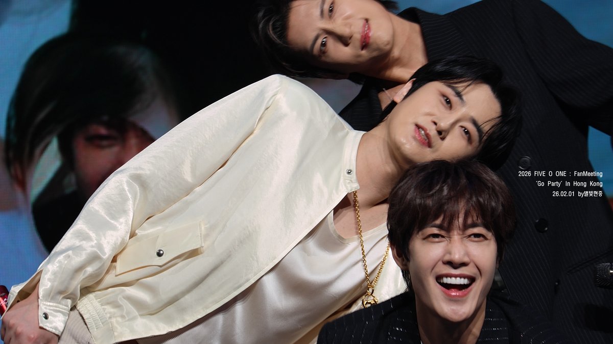 0606_star's tweet photo. [ 4K ][26/02/01] 김현중 FIVE O ONE 팬미팅 - 우주신 목소리 최초공개 + 아기현중 + 현중본색 

https://t.co/nEAQOeQpCg

김현중 얼굴 복지에 수트핏 미(美)쳤어요!
그리고 보는 내내 웃음 짓게 만들어준 우주신님이었어요💚

#김현중 #kimhyunjoong 
#FIVEOONE #파이브오원 #FanMeeting #HongKong https://t.co/QYDiMX80WF