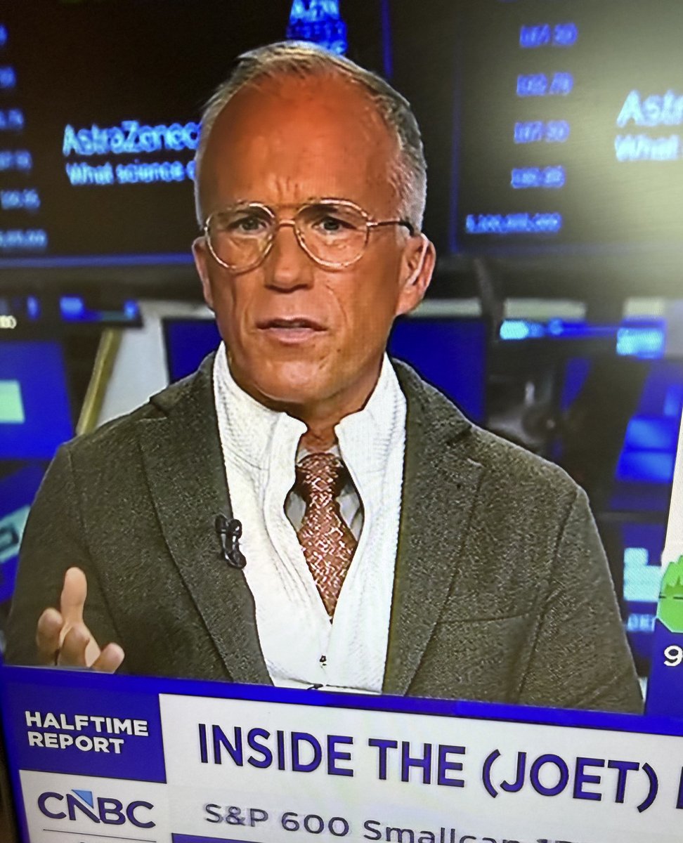 Belski is prepared for some very serious cold at the NYSE today ⁦<a href="/CNBC/">CNBC</a>⁩ #fintwit #layering