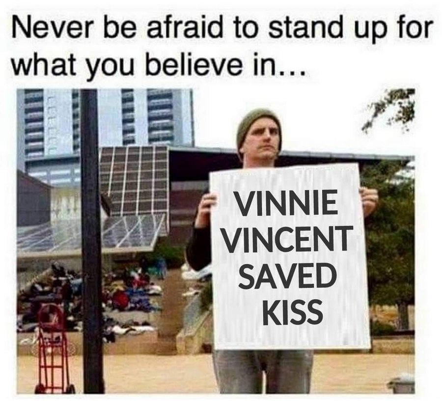 𝐊𝐈𝐒𝐒𝐨𝐩𝐨𝐥𝐢𝐬 tweet media