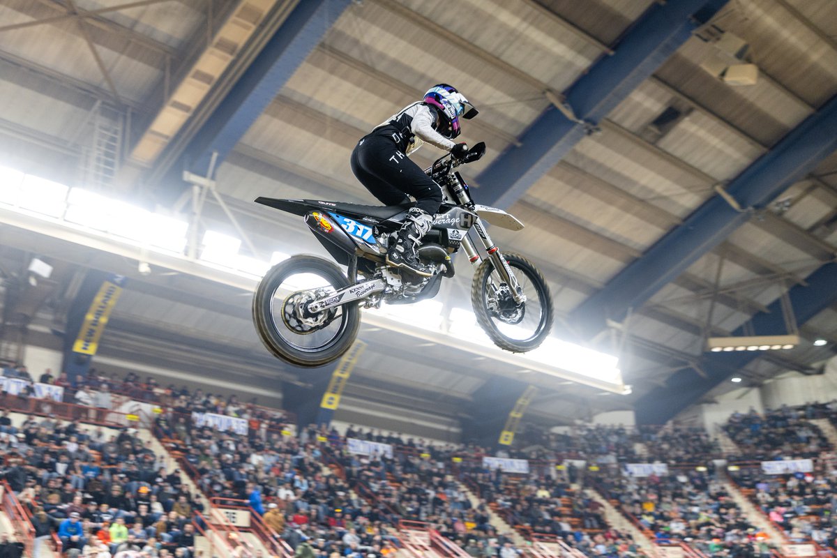 PA Farm Show Complex tweet media