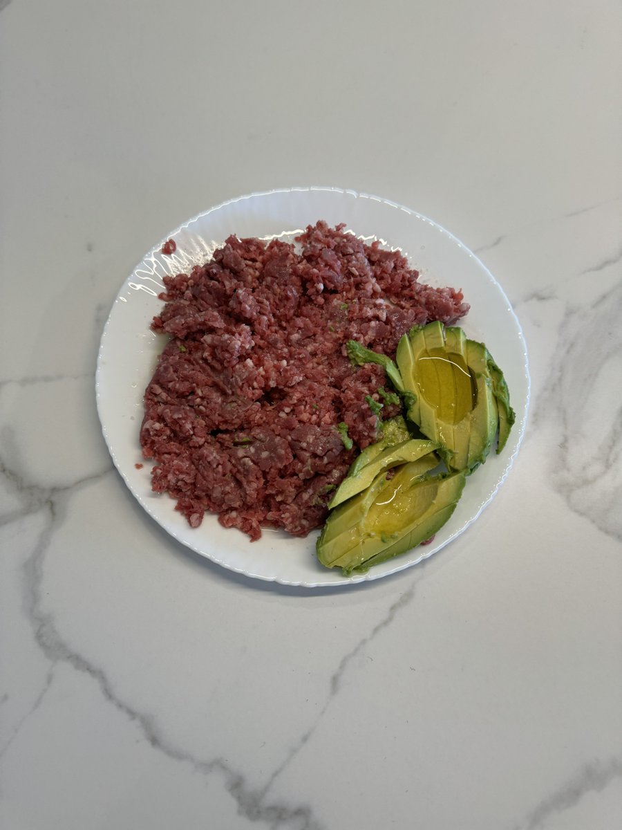 legendofroma's tweet photo. I eat raw meat every day and it’s always the same questions

“But is it safe? Are you not scared?” 

It’s literally the best quality meat I can find

No hormones, no vaccines, no antibiotics, obviously grass-fed, straight from the farm 

But the people eating cooked and processed crap all year round ask me if I’m concerned about safety?

Interesting times we live in