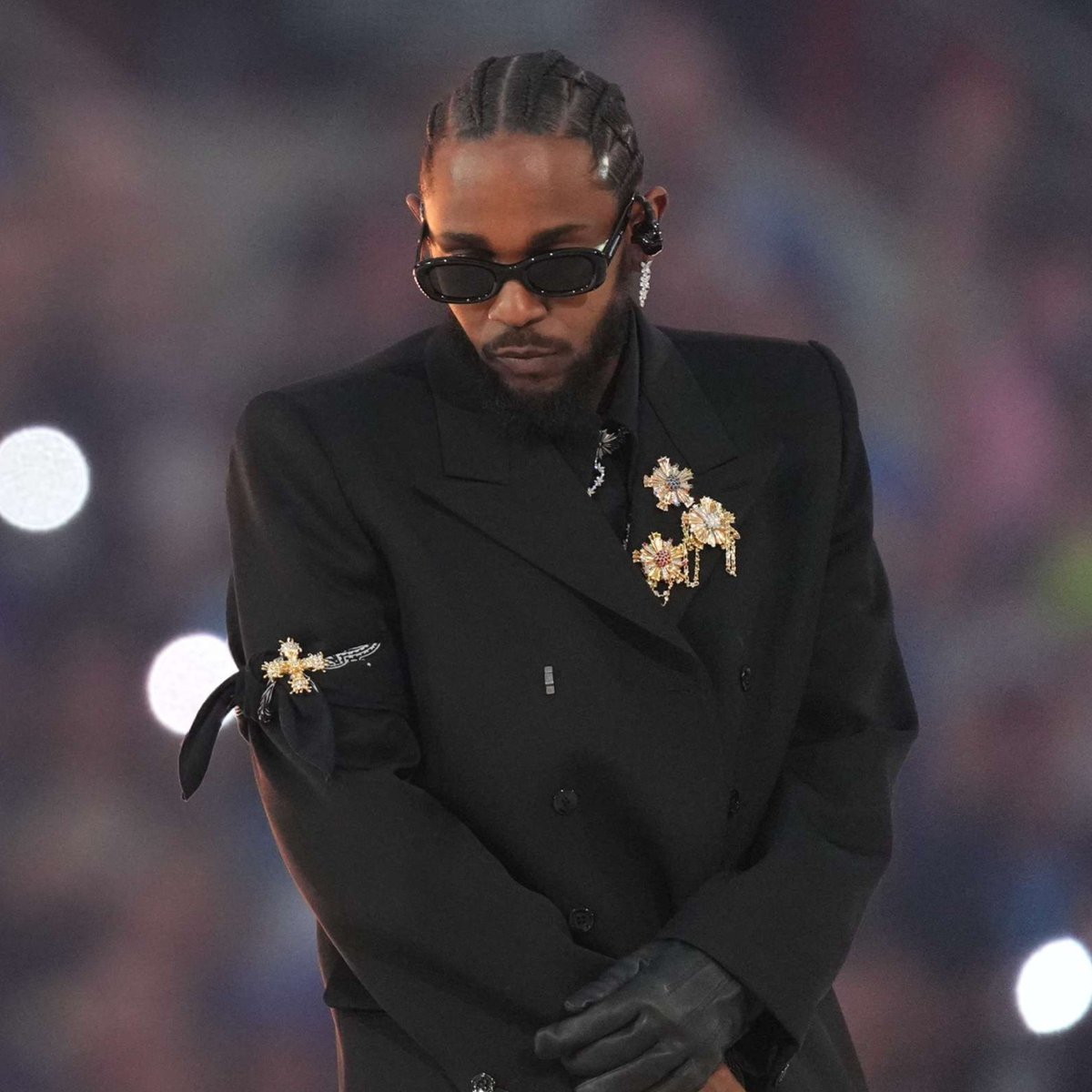 breaking records 🏆

kendrick lamar becomes the first rapper to win best rap album with 4 consecutive studio albums in #GRAMMYs history 👏✨

- to pimp a butterfly (2016)
- DAMN. (2018)
- mr. morale &amp; the big steppers (2023)
- GNX (2026) 

pure artistry and a testament to his
