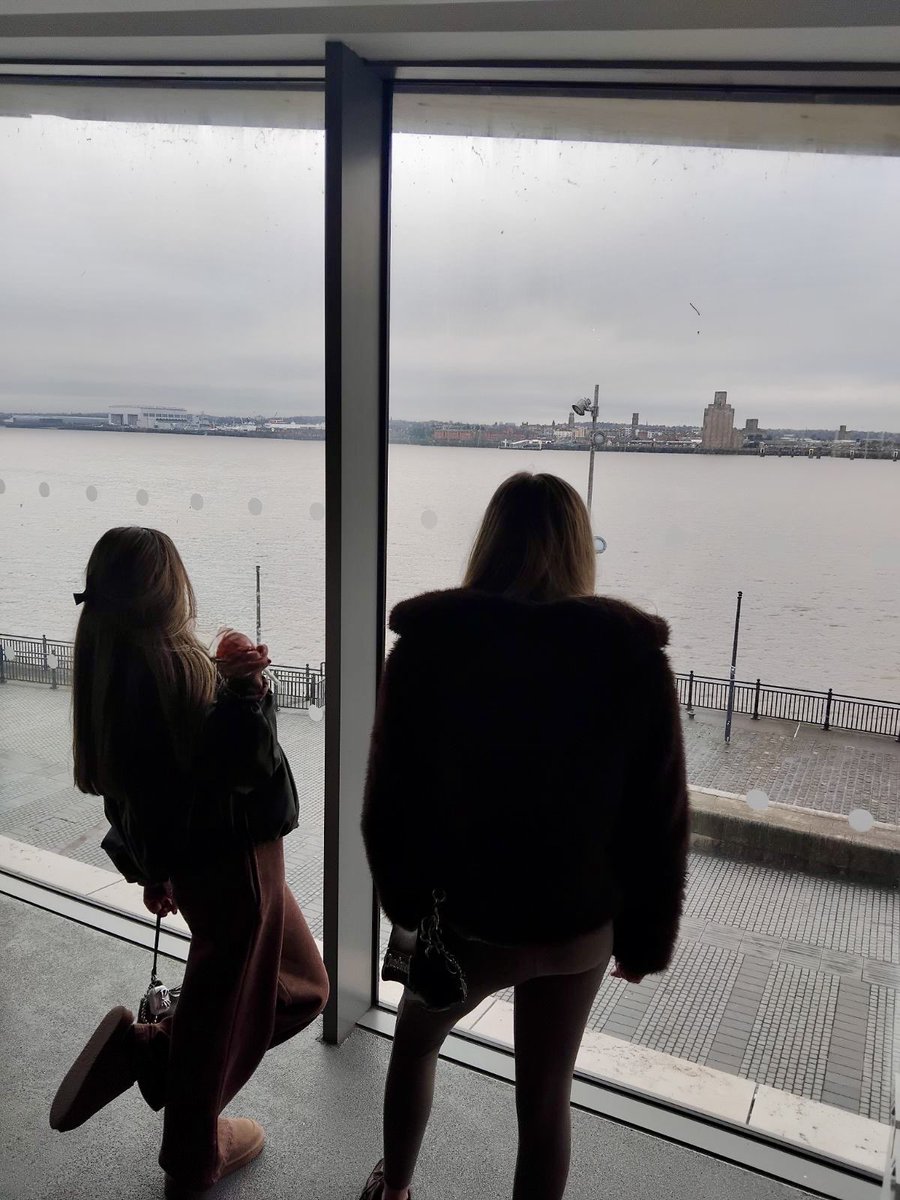 educ8 group tweet media