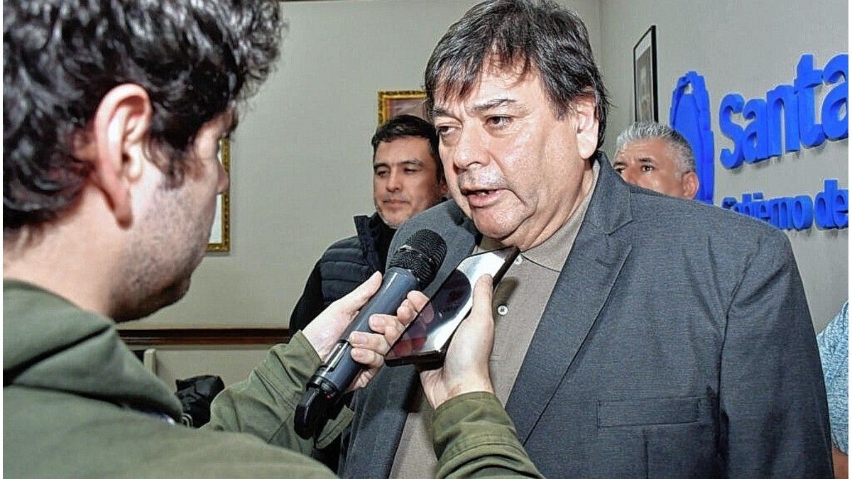 LA PROVINCIA | FEPA denuncia a Marcos Di Giuseppe por avalar explotación laboral en el Puerto de Concepción dlvr.it/TQjKVr
