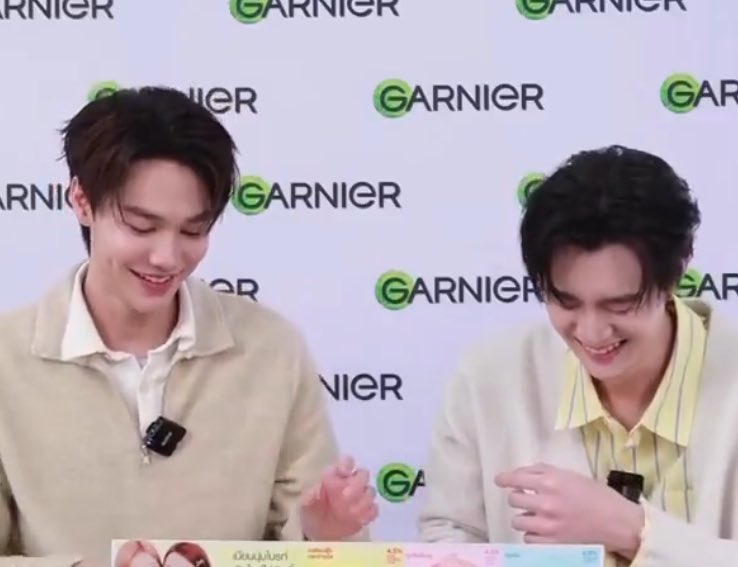 jigsawjaa's tweet image. กุจะบ้ากับพวกแม่เคะ 555555555 แค่ปาดครีมก็น้องธีเก่งมากกก แล้วดูรีแอคดิวธี โคตรจะเอ็นดู 🤌🏻💘 น้องธีอายเพื่อนมั้ยลูกมีแม่เพี้ยน ๆ

#GarnierMochiCreamxDewTee 
#dewtee #ดิวธี