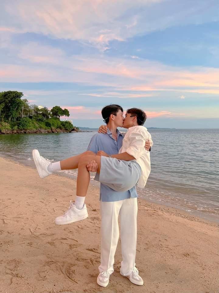 thinkimfalling's tweet image. 