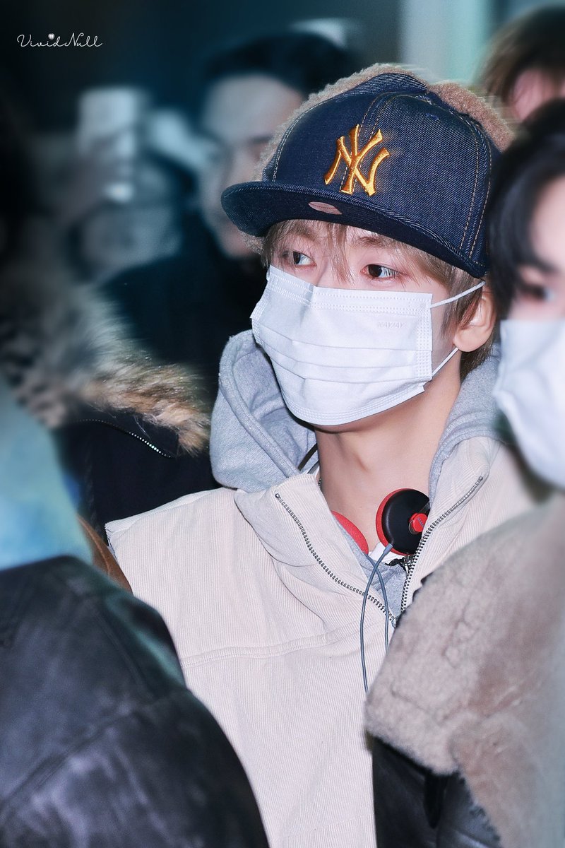 vividnull_ tweet media