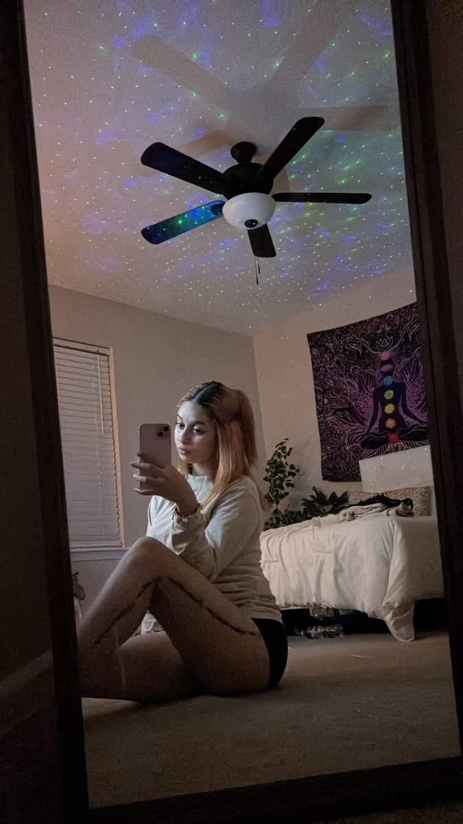 exotikkitty's tweet photo. on ur face next ?🫣🤭 https://t.co/MctbXLrMlW