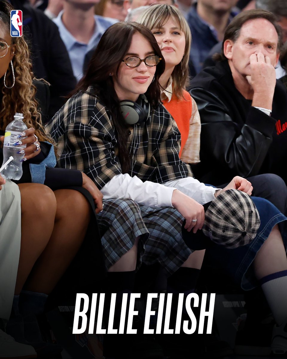 NBAIndia's tweet image. Music artists that have been taking over globally and courtside on #NBACelebRow! 🎶🎤

#Throwback #NBAIndia #GRAMMYs