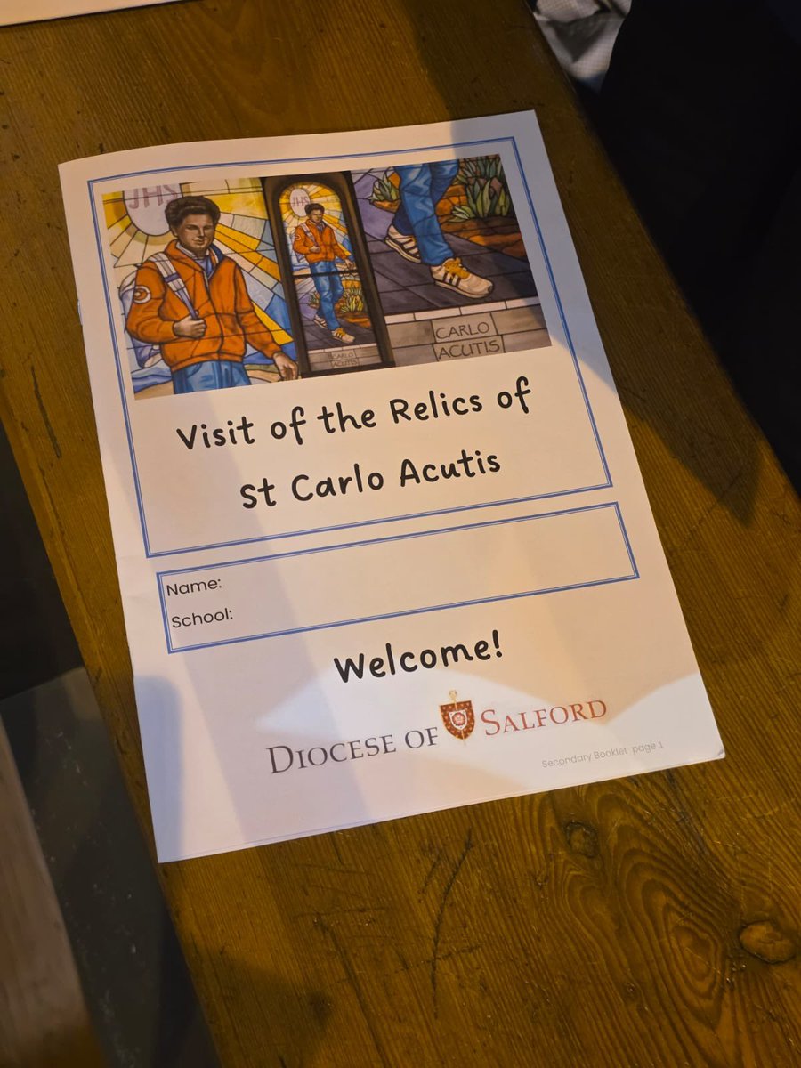 BTRCCinfo's tweet photo. 5 pupils were selected to visit the relics of St Carlo Acutis at St Mary's RC Church. 

The pupils listened to Mgr Anthony Figueiredo’s homily about the life and death of St Carlo Acutis and they got to hold relics that have been given to the church from this modern day saint. https://t.co/tcc7Wmb1lV