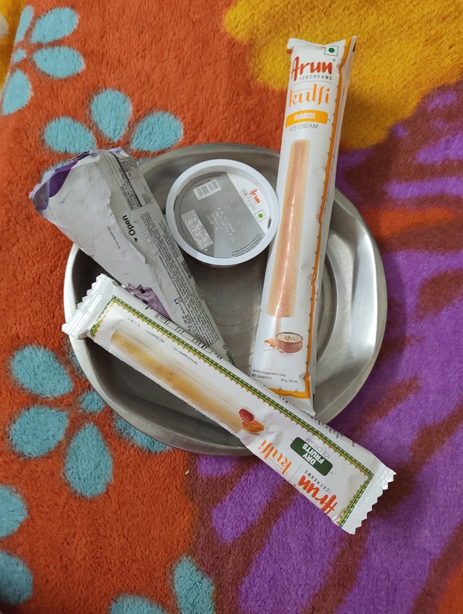 sadhatweetz's tweet photo. Sudden craving.....
இத்தனையும் ஓரே டைம்ல.....
முடிச்சாச்சு..😁😁😁

தாறு மாறா வெயிட் ஏறப்போகுது😬😬😬😬😬😬.. பரவால்ல பார்த்துக்கலாம்...

#selfconsolation😁😁😁😁 https://t.co/LR9juXPxmh