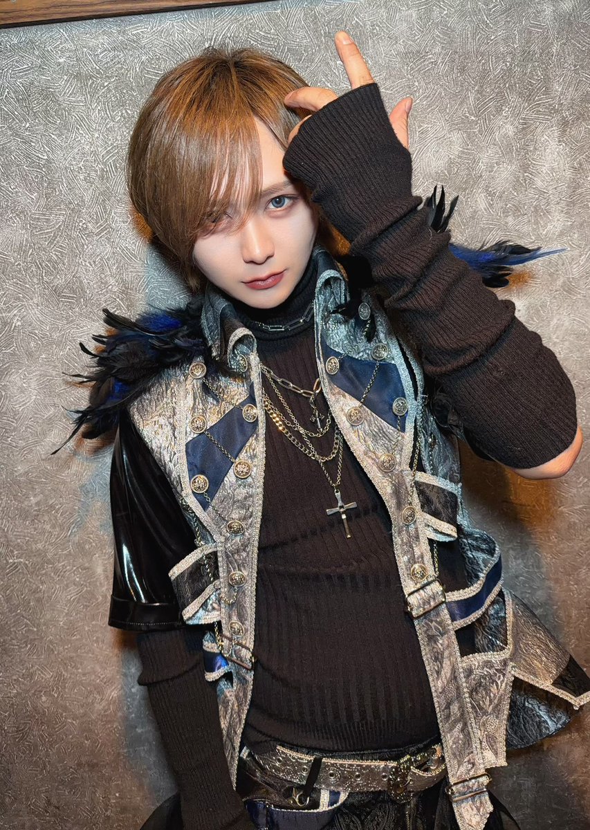 絢瀬ナナ【VINANSHI】 (@vinanshi_nana) / Posts / X