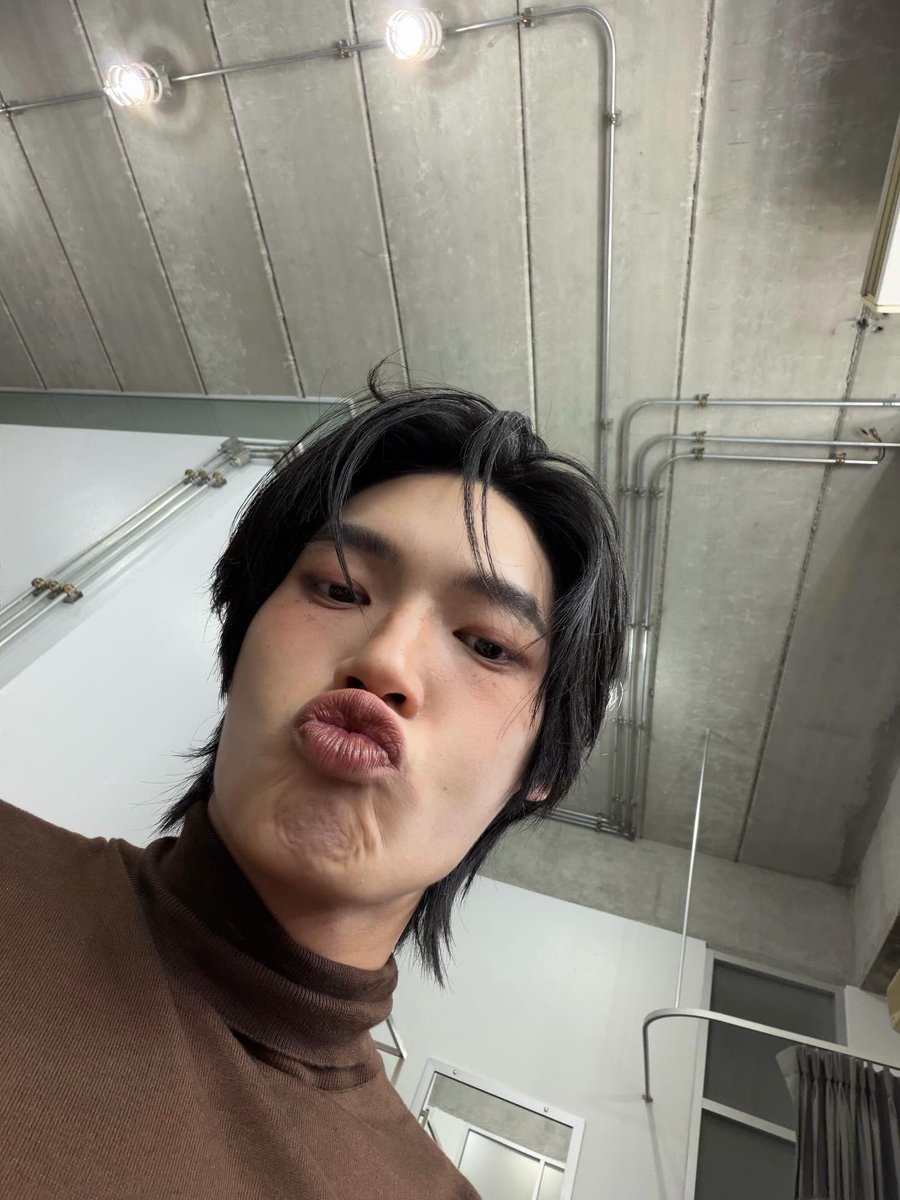 ก็บอกว่าให้เรียกพี่วินแงะะะะ 😘

#winmetawin <a href="/winmetawin/">Winmetawin</a> 
#snowballpower