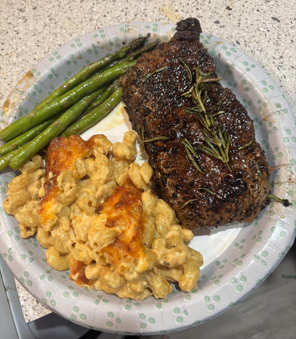 homevsfastfood's tweet image. Sirloin steak with asparagus and mac and cheese [i ate]
👉 homecookingvsfastfood.com
#sirloinsteak #asparagus #macandcheese #foodie #dinner #homecooking #food #recipes #foodpic #foodie #foodlover #cooking #hungry #goodfood #homecookingvsfastfood