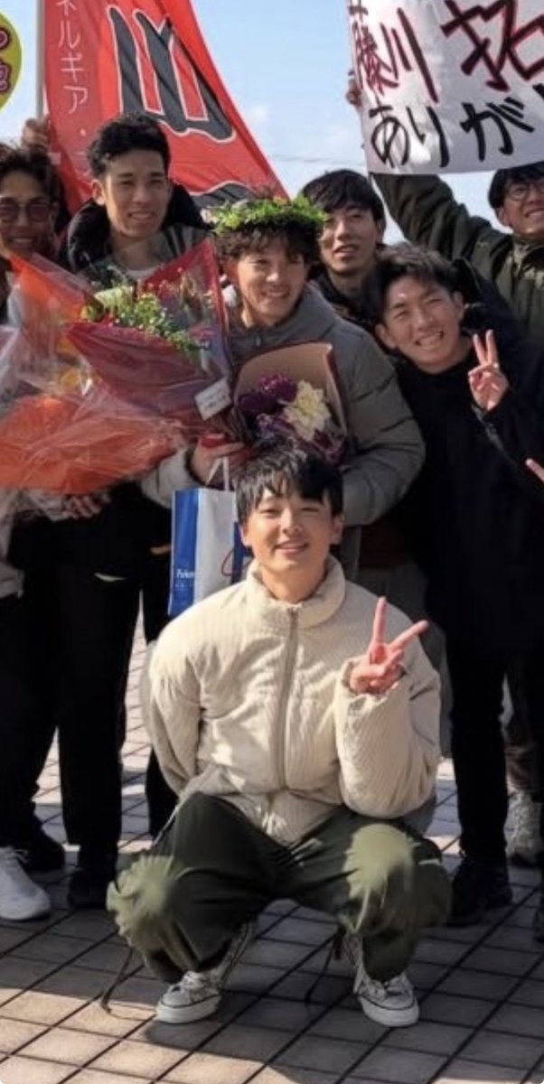 aorin's tweet photo. 生まれ持ったスター性みたいのあるんですよほんとに https://t.co/lkDvWl8Dvu