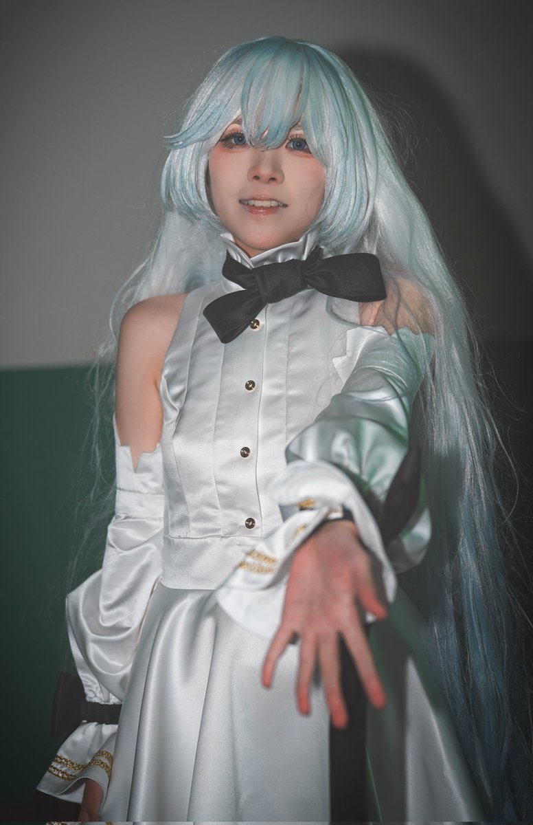 MuLin_ovo's tweet photo. Taipei Game Show Day 3!
Debuted Elina from Estella for my first official cosplay! ✨
First big con was amazing, thanks for all the photo requests 🥹
​Big love to @gameestella for this aesthetic game (my winter break savior)!
Will drop more pics when I get them back! 🫶🏻 https://t.co/Tl9CtS3TYa