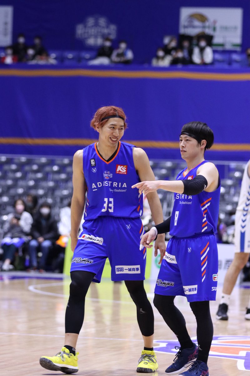 kwbs09's tweet photo. #茨城ロボッツ の皆さま、ご無沙汰しております☺️

本日からBリーグバレンタイン投票が始まりましたね
22-23シーズン在籍していた #林翔太郎 選手がエントリーしています！

ジェミン選手のあとの、2.3番目で結構です🙏
投票のご協力よろしくお願いします！

#冬に咲くひまわり🌻 https://t.co/y11uRxgCL8