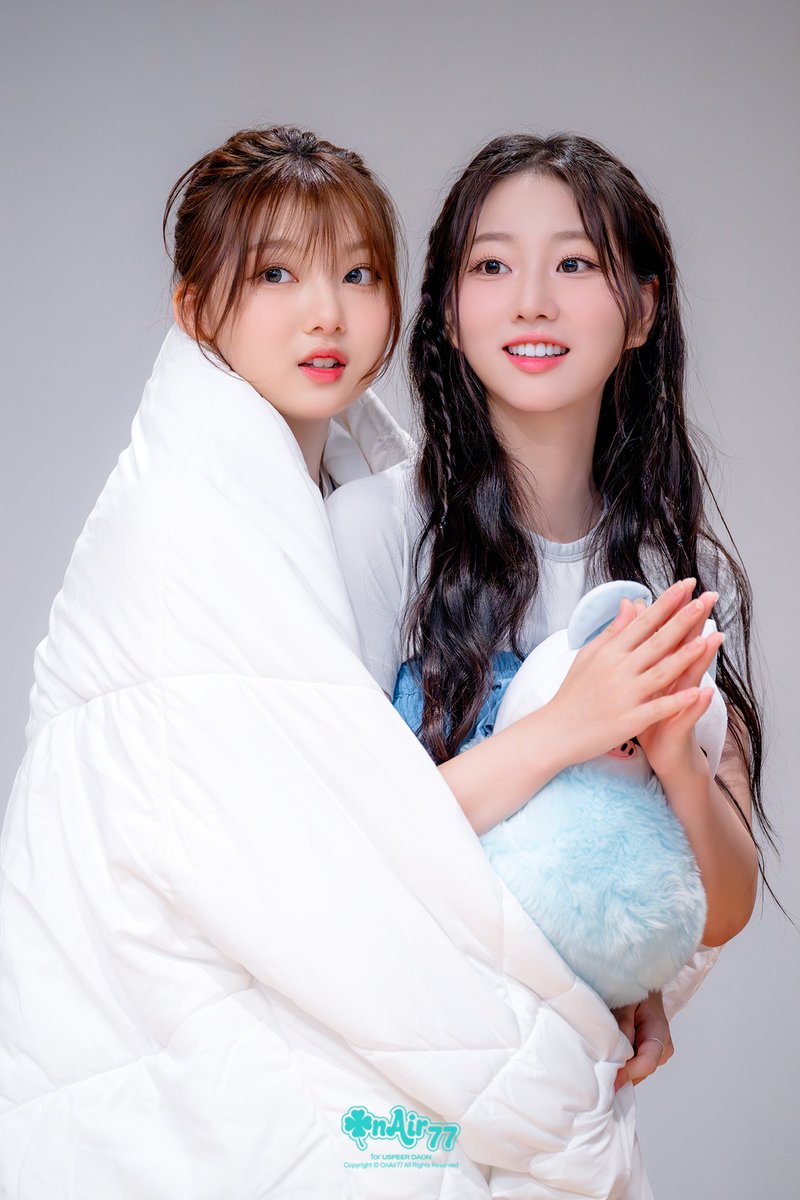 250907 사운드웨이브 팬사인회

#다온 #DAON
#채나 #CHAENA
#유스피어 #USPEER