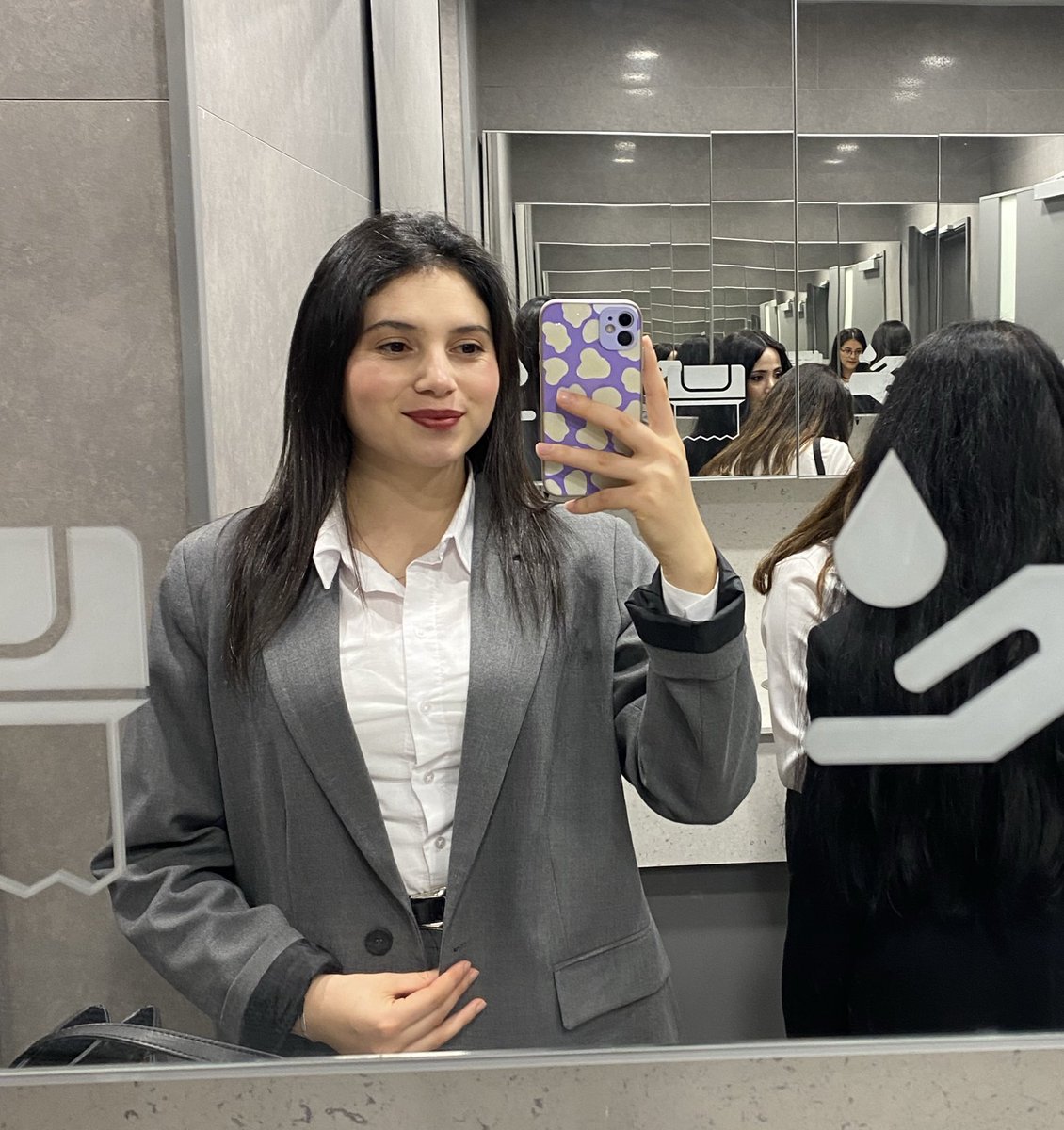 haceratsy's tweet photo. Atandım ve ilk iş günüm 🥳💅💓 https://t.co/PXzsjya1Ph