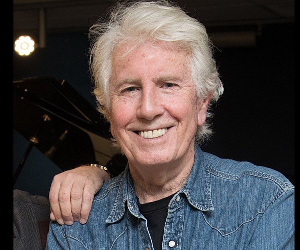 tompinks's tweet image. Today is the 84th birthday of acclaimed musician, singer-songwriter and activist of CROSBY, STILLS &amp;amp; NASH fame - the great GRAHAM NASH
instagram.com/p/DUQfXYcjehs

#GrahamNash #HappyBirthday #Music #Birthday #OnThisDay #OTD #TheHollies #CrosbyStillsAndNash #CrosbyStillsNashAndYoung