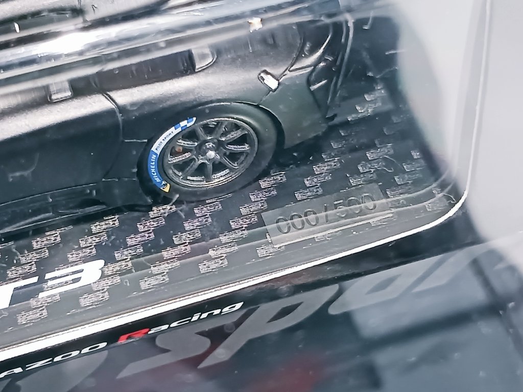 シリアルナンバー700/699がバズっているので、スパークギャラリーのGR