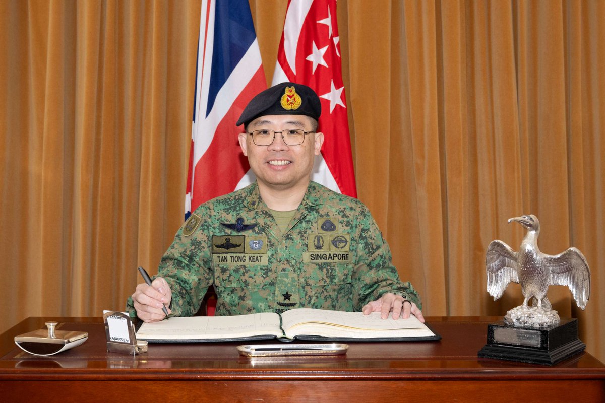 Defence Academy tweet media