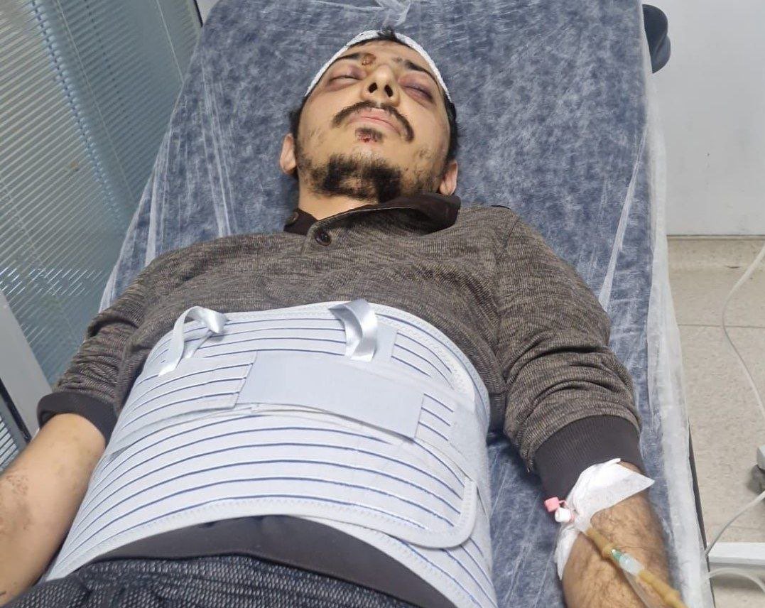 Susmayın Diyar Koç Serbest bırakılsın bir tivit de sen at!!

#DiyarKoçSerbestBırakılsın