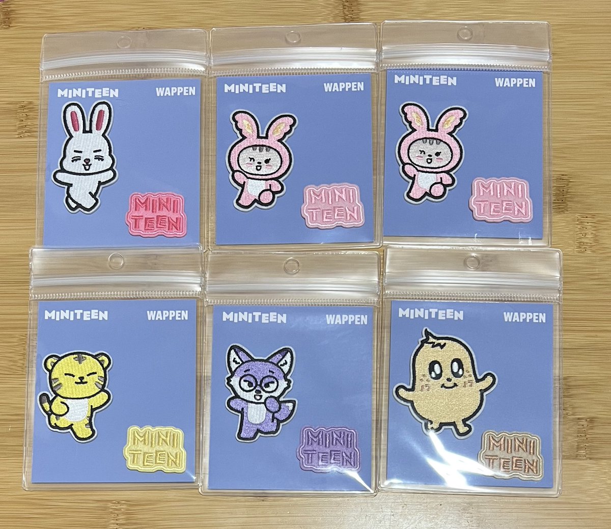 ✨ พร้อมส่ง ✨ MINITEEN - WAPPEN 

🌻 ชิ้นละ 270 บาท รวมส่ง 

สนใจสั่งซื้อ DM ได้เลยค่า #ตลาดนัดสวนแครอท