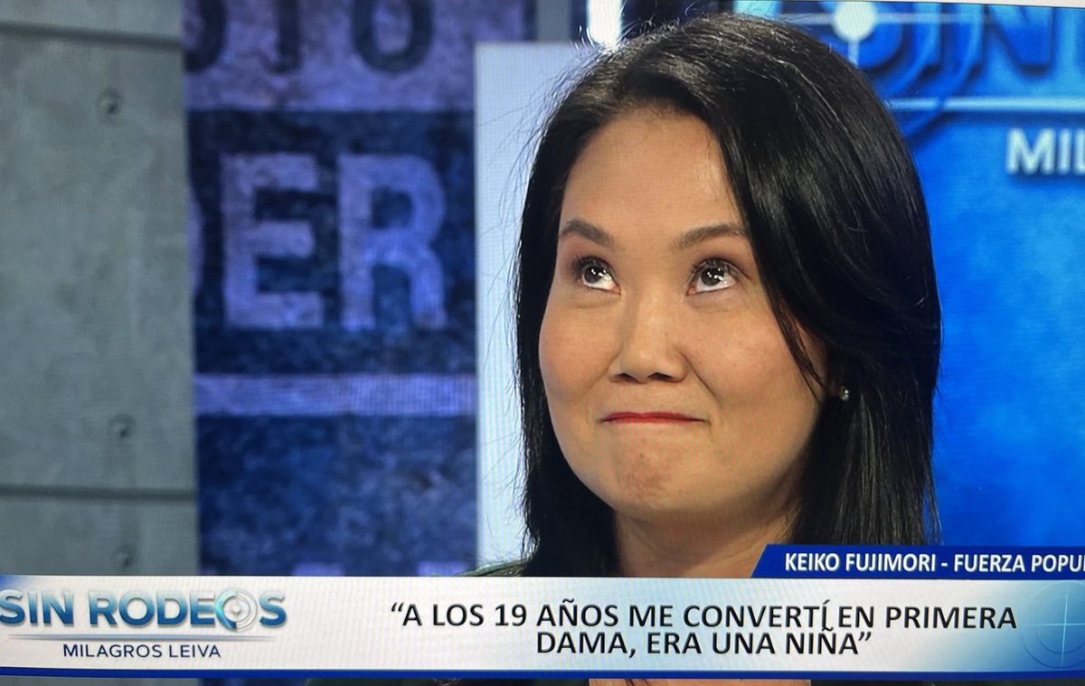 martinfiera's tweet image. Keiko Fujimori mintió en su declaración jurada ante @JNE_Peru no declaró los demás ingresos y empleos que dice que tiene.
Aló @JNE_Peru mentir en una declaración jurada es delito y debe ser causal de exclusión en elecciones.