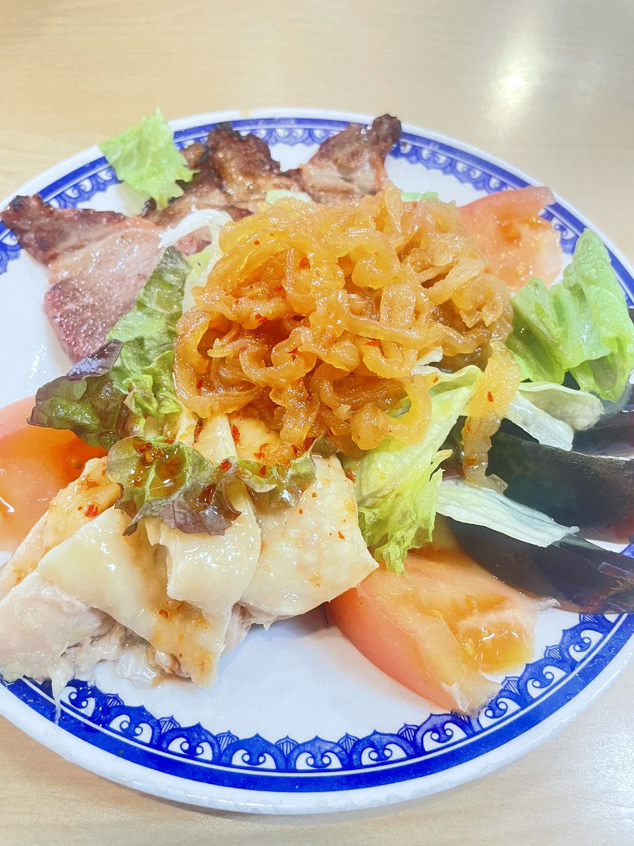 progress2104's tweet image. 今日は久々神戸で昼飲み🍻してたけどいつの間にか終電の時間😅

ヤバィヤバィ！

帰ります‼️