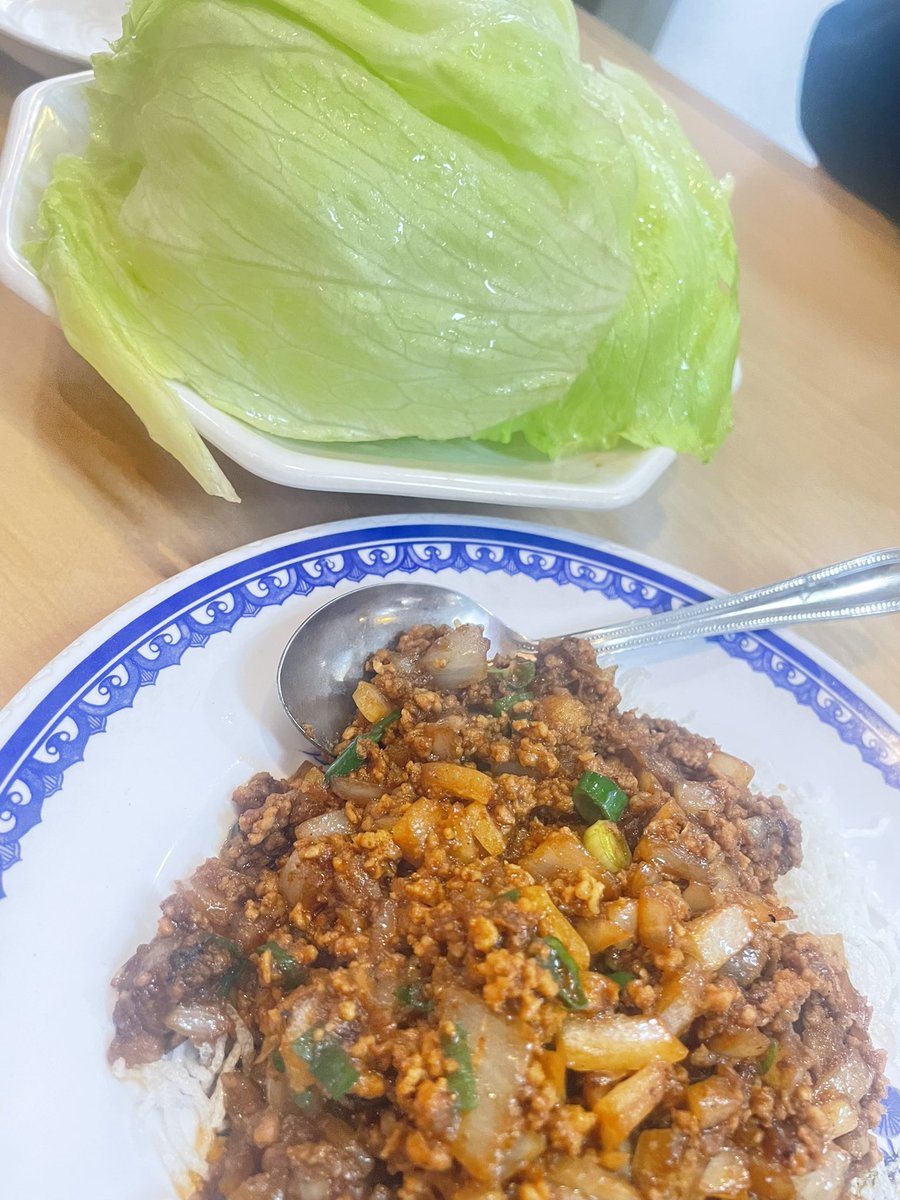 progress2104's tweet image. 今日は久々神戸で昼飲み🍻してたけどいつの間にか終電の時間😅

ヤバィヤバィ！

帰ります‼️