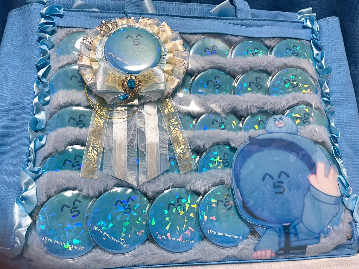 Banira115's tweet photo. らっだぁのグッズ届いた！
やっと痛バッグ作れた…
中らだおくんも三兄弟なって嬉しい☺️ https://t.co/pAxiE11LK8