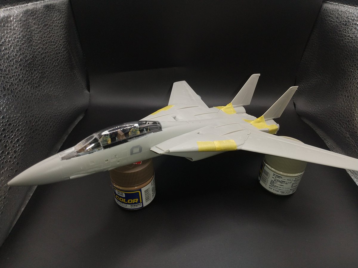 タミヤ 1/72 F-14D 。スケモの中でも類い希なパーツ精度とガンプラとは違ったカッコよさがある。
#タミヤ
#トムキャット
#F14
#プラモデル