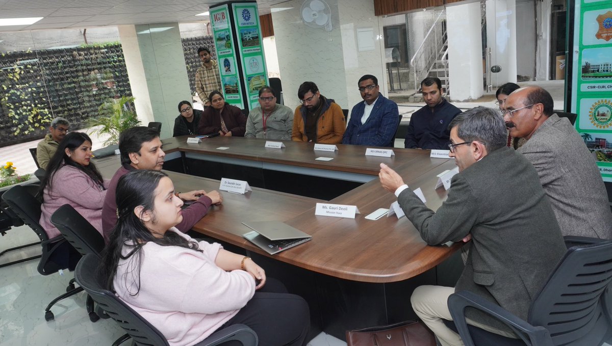 csiriiim's tweet photo. Empowering ideas, enabling startups 
CSIR–IIIM Jammu organised a workshop on grant writing and startup funding, bringing together innovators, scientists and young entrepreneurs to explore funding and incubation opportunities.

Director CSIR–IIIM Dr. Zabeer Ahmed highlighted the importance of innovation-led enterprises, while chief guest Iqbal Choudhary, CEO SKUAST Srinagar and former Director of Agriculture, shared insights on agri-based startup potential in J&K. 

The programme marked another step towards strengthening the region’s startup ecosystem.

#CSIRIIIM #IIIMJammu #StartupEcosystem #Innovation #GrantWriting #StartupFunding #MissionYuva #BioNEST #Entrepreneurship #JammuAndKashmir #StartupsIndia