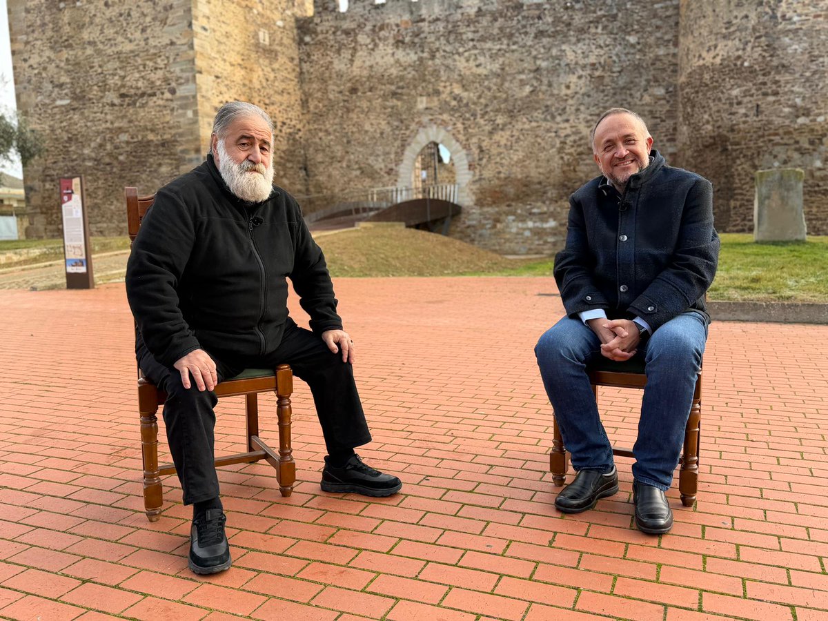 diputacionleon's tweet image. 📺 El presidente de la #DiputaciónDeLeón, @courel1966, ha participado en #ElArcón de @Cyltv, dedicado a Laguna de Negrillos, sus tradiciones, el Corpus, San Sebastián y a la figura de Don Suero de Quiñones.

▶️ Puedes verlo aquí: cyltvplay.es/visor/programa…

@JavierPerezARGI