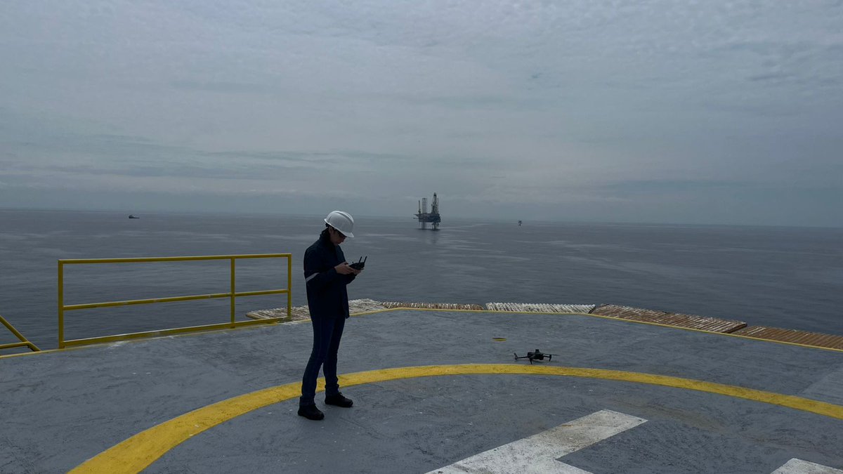iih_uce's tweet photo. 🔍El @iih_uce y @EP_Petroecuador impulsan una investigación aplicada para monitoreo de emisiones de  GEI en el Campo Amistad, integrando imágenes satelitales y drones multiespectrales, fortaleciendo la sostenibilidad operativa y la acción climática .

@EcuadorMAE
@lacentral https://t.co/Dsh21y8XoP