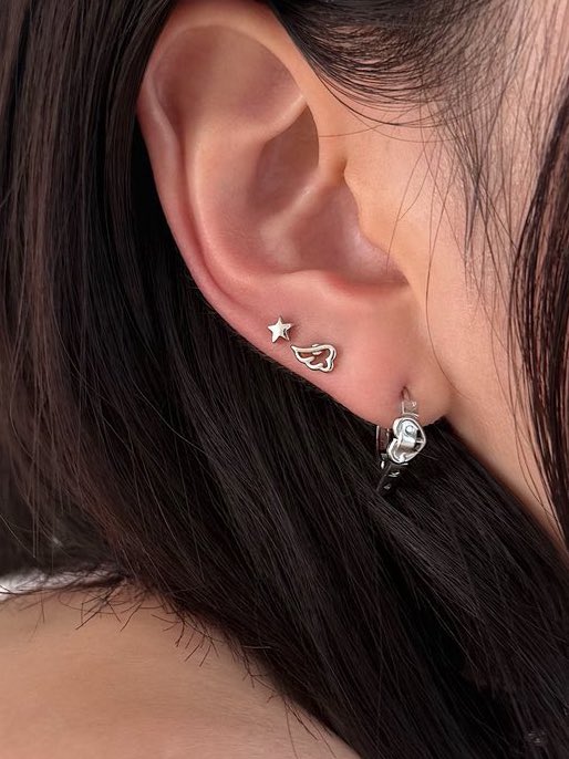 _tafeshop's tweet photo. 🪽 ตุ้มหู younglong seoul แบรนด์เกาหลี

พร้อมส่ง 1 คู่ : มือ 1
⁺໒꒱ིྀ 345฿ ส่งฟรี

(พรีมาจากเกาหลีคั้บ)
https://t.co/2cSf9Cbg9k

#พรีออเดอร์เกาหลี #ส่งต่อเครื่องสําอาง 
#รับหิ้วเกาหลี #ตลาดนัดเอสป้า 
#ส่งต่อgentlewoman #ส่งต่อstylist https://t.co/Zm83QTHGvh