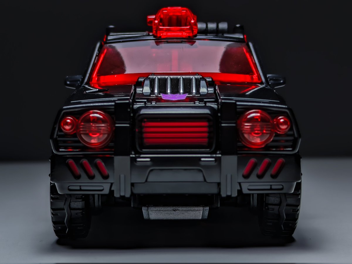 𛂡𛃵𛁋𛀶 tweet media