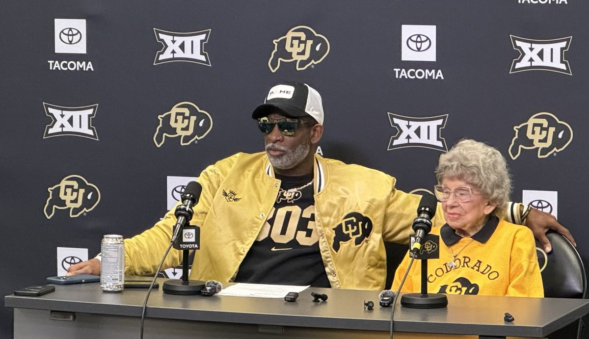 ALCollection's tweet photo. 🚨🚨🚨🚨 Presale restock is now open. #BuffNation it’s also available in white. 
Direct Link 👉🏾 https://t.co/r0uFefavyF
#SkoBuffs #ALCollectionCU https://t.co/iXHbNA6zEb
