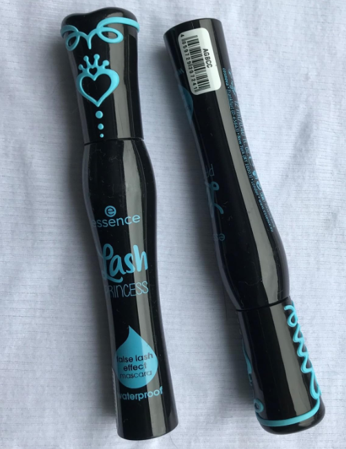 ItalyEstes's tweet photo. Smudge-proof. Waterproof. WOW lashes 💦✨
 essence Lash Princess Mascara (Pack of 3)
🔥 Only $14.97 👉here: https://t.co/66HFQ6GO85

#LashPrincess #WaterproofMascara #BeautyDeals #VeganBeauty #CrueltyFree #MakeupMustHave https://t.co/CeqfENzfSC
